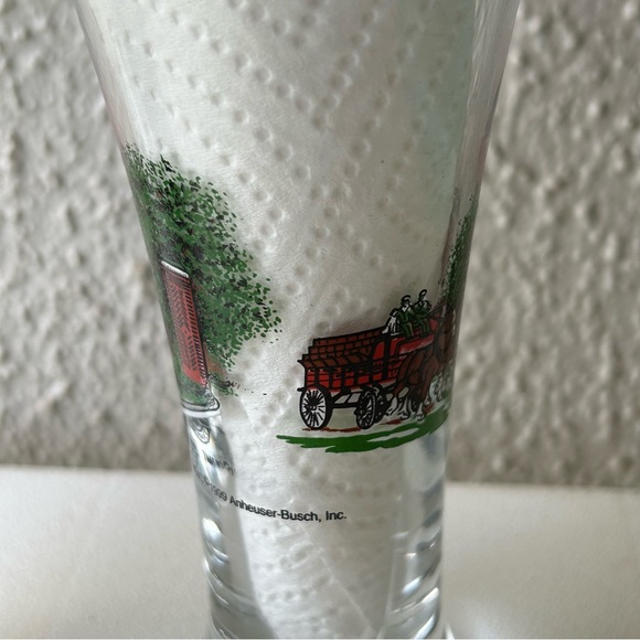 Budweiser Clydesdale Pilsner Beer Glasses 1999 Lot of 2 Winter Holiday like new - Picture 7 of 11